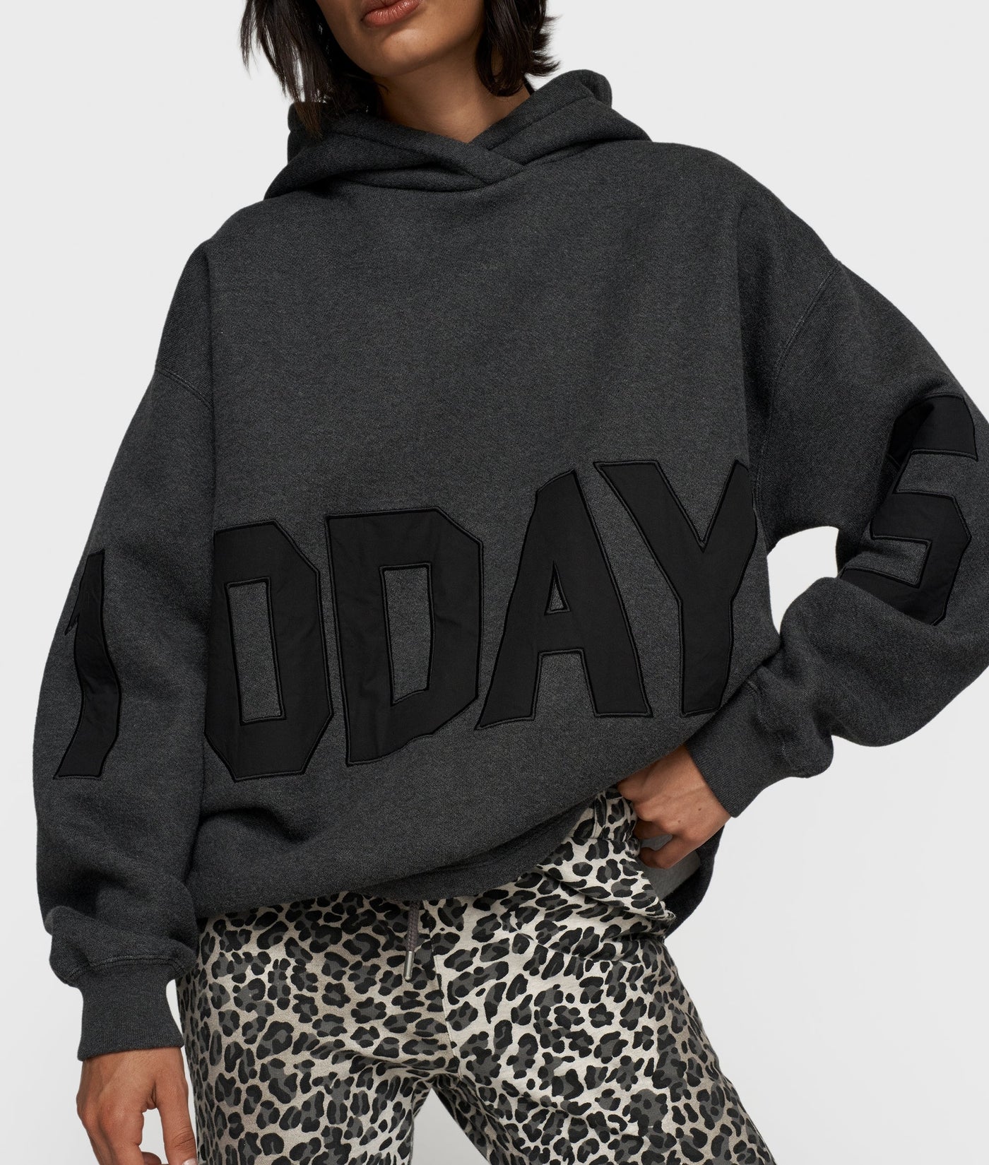 10DAYS - STATEMENT LOGO HOODIE