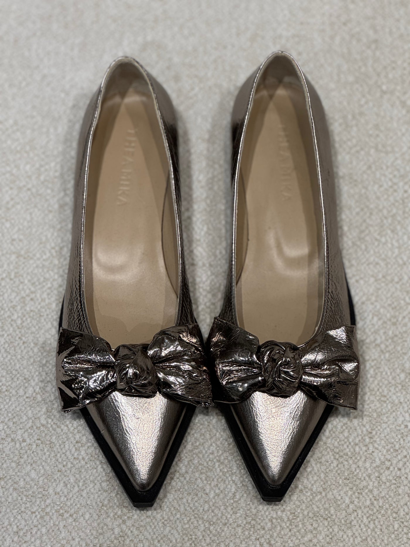 Thea Mika Ballerinas Metallic Schleife