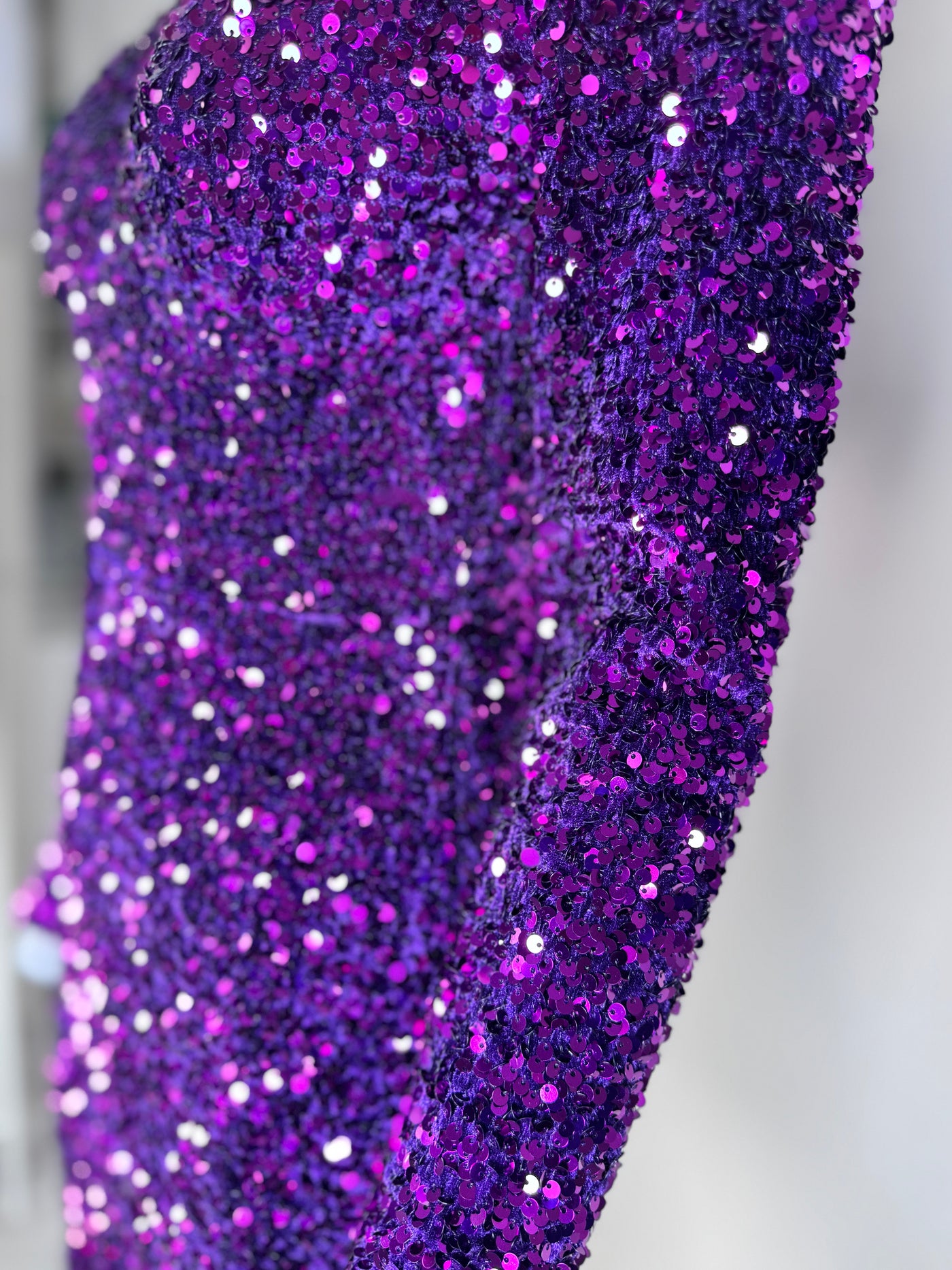 Kleid mit Pailletten Violet