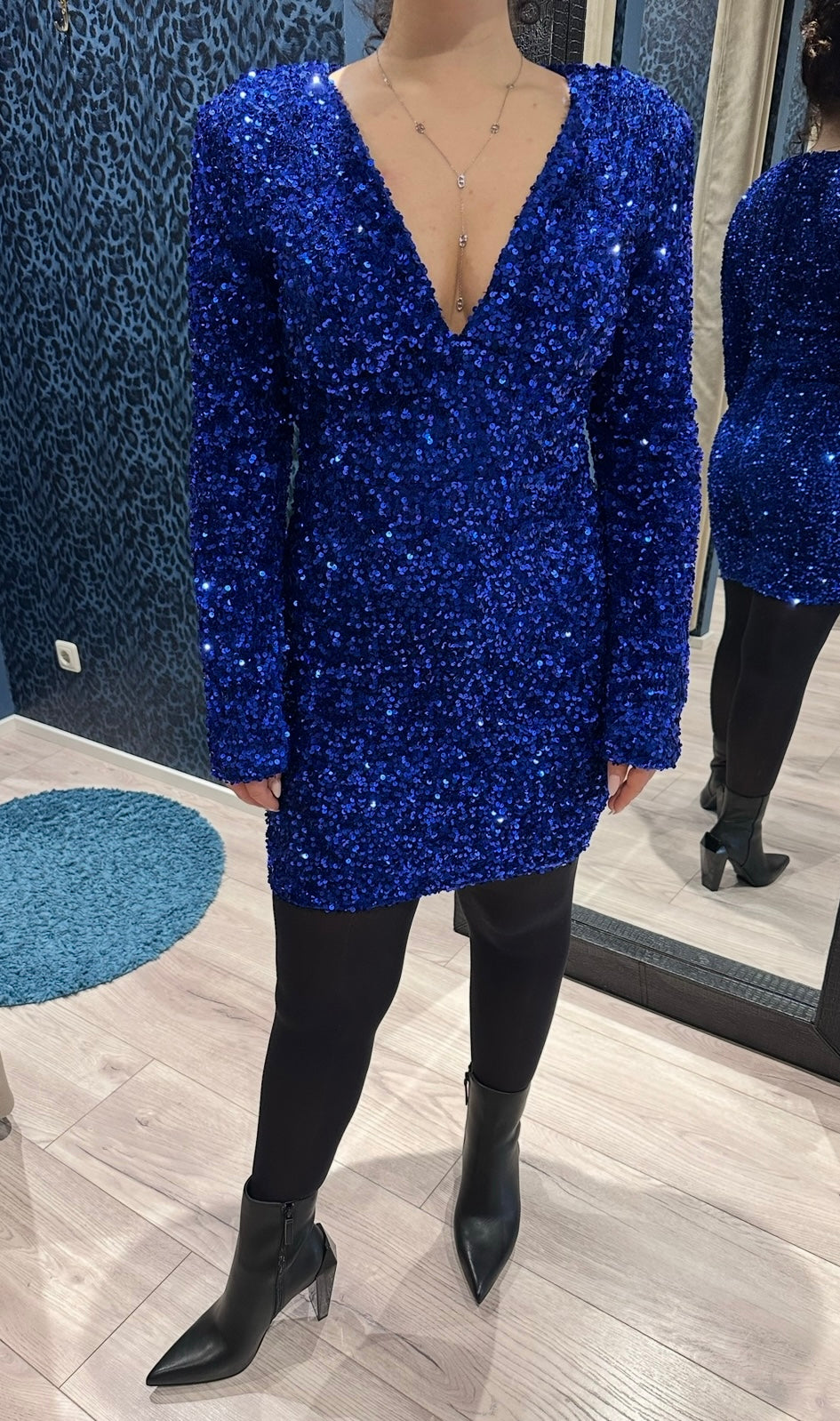 Kleid mit Pailletten Bleu Royal