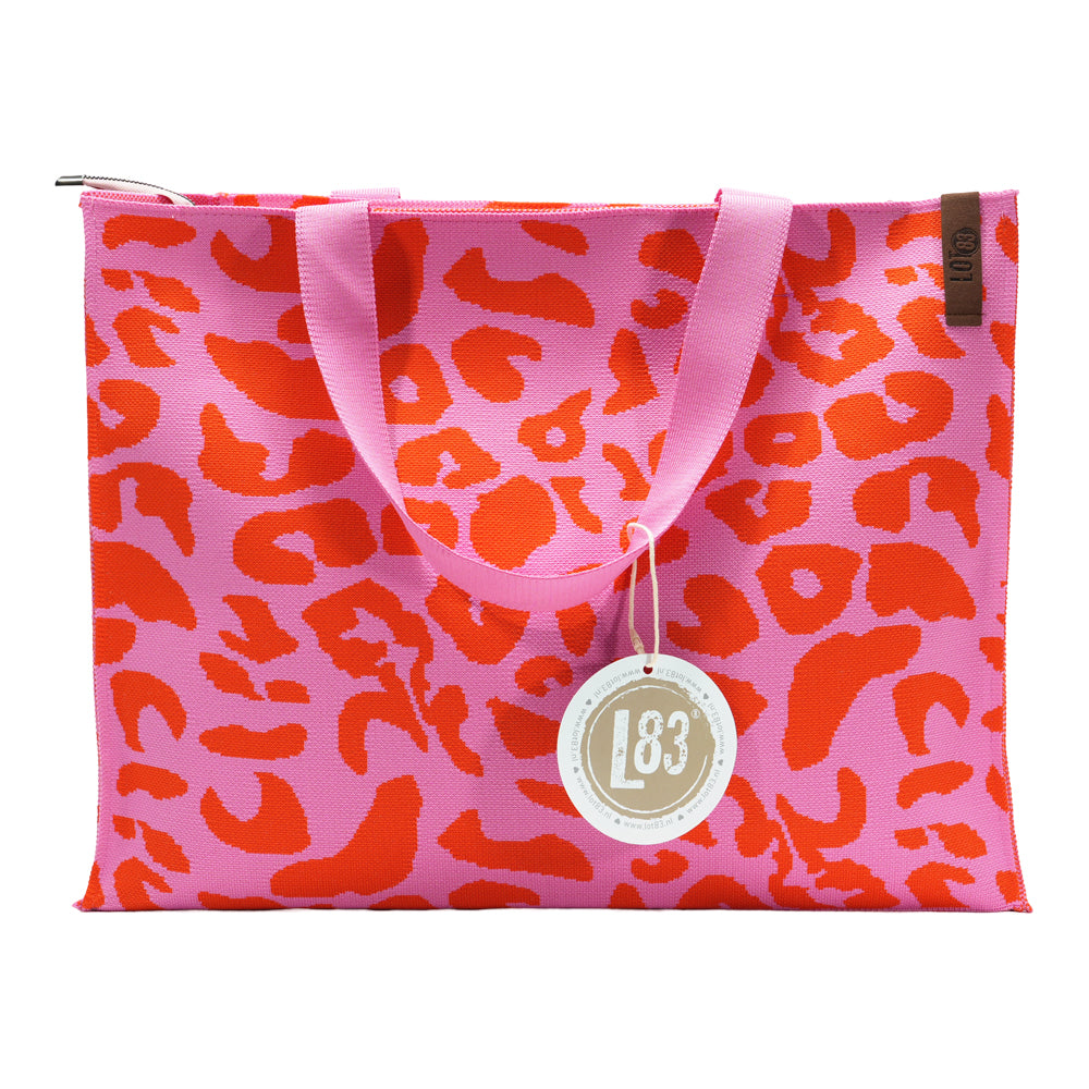 Lot83 Shopper Lara