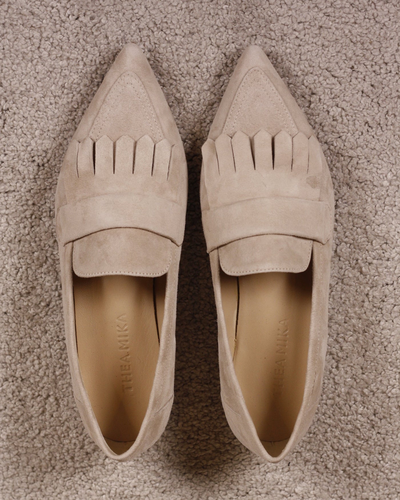 Thea Mika Loafer Beige Velours