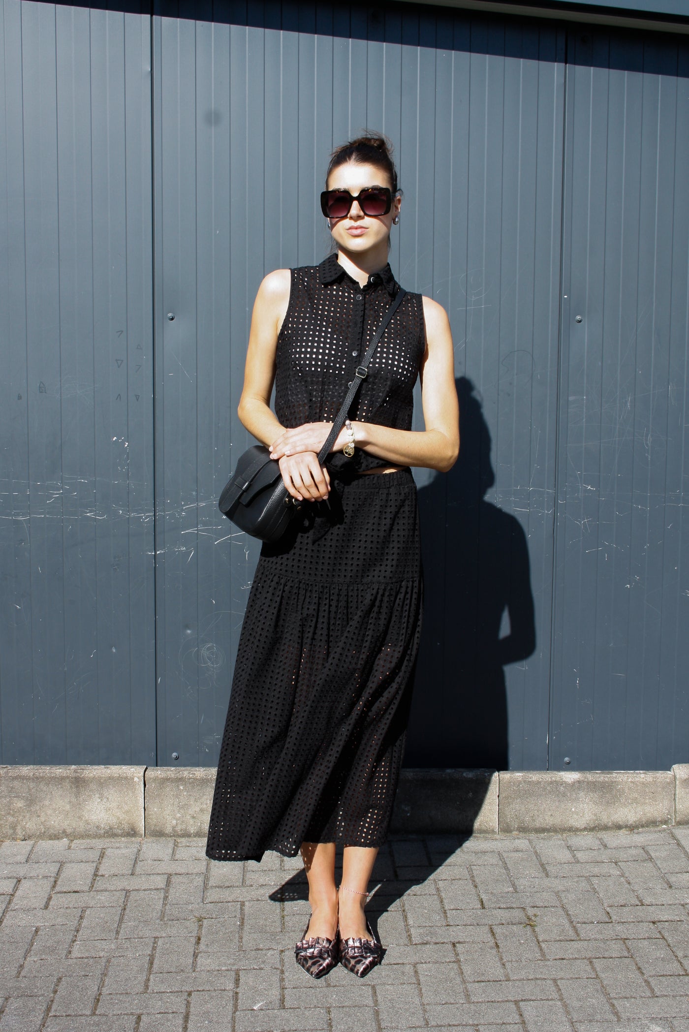 Anna‘s dress Affair Rock Lochstickerei