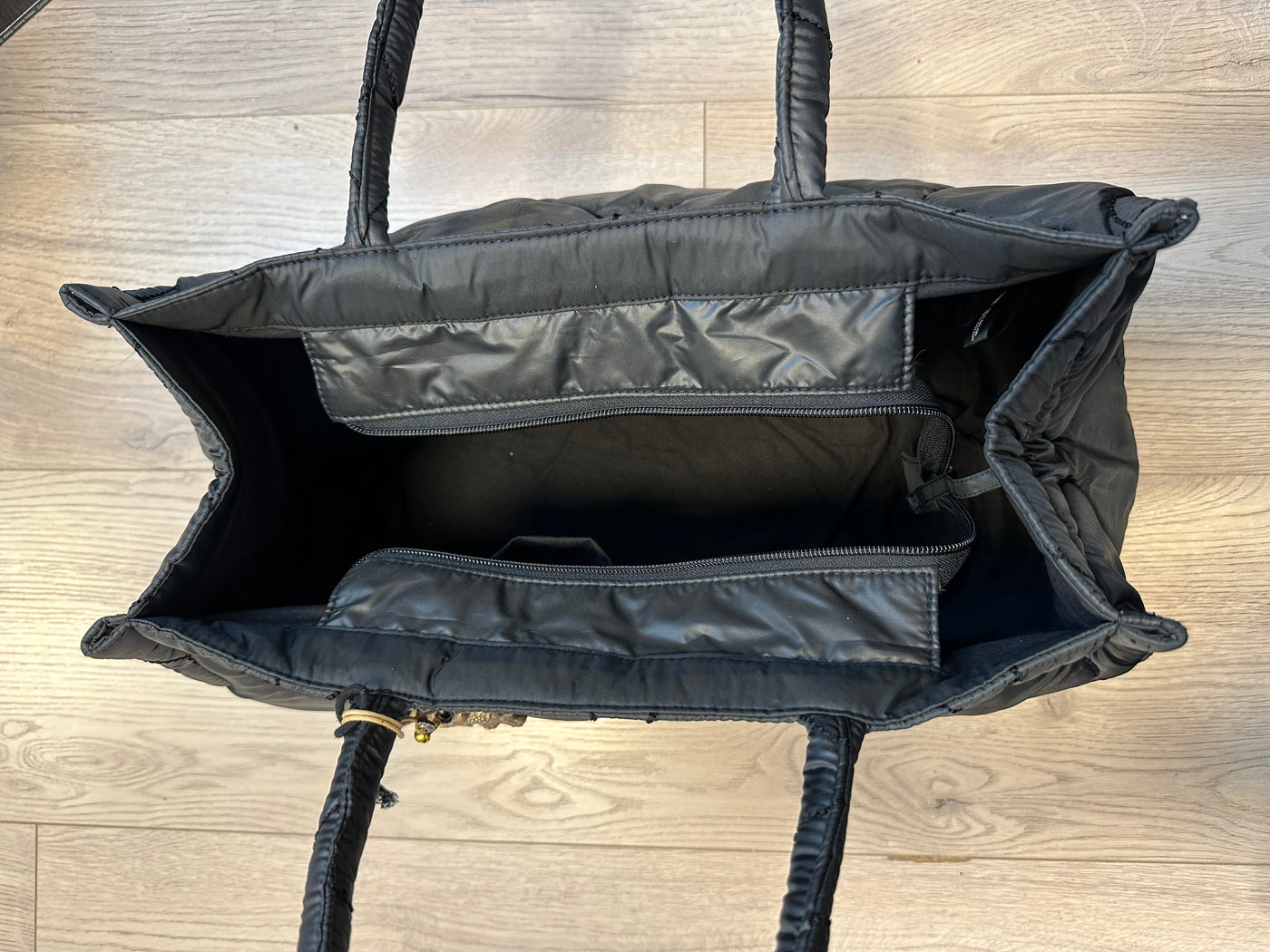 Anokhi Tasche Book Tote Nylon Quilted black